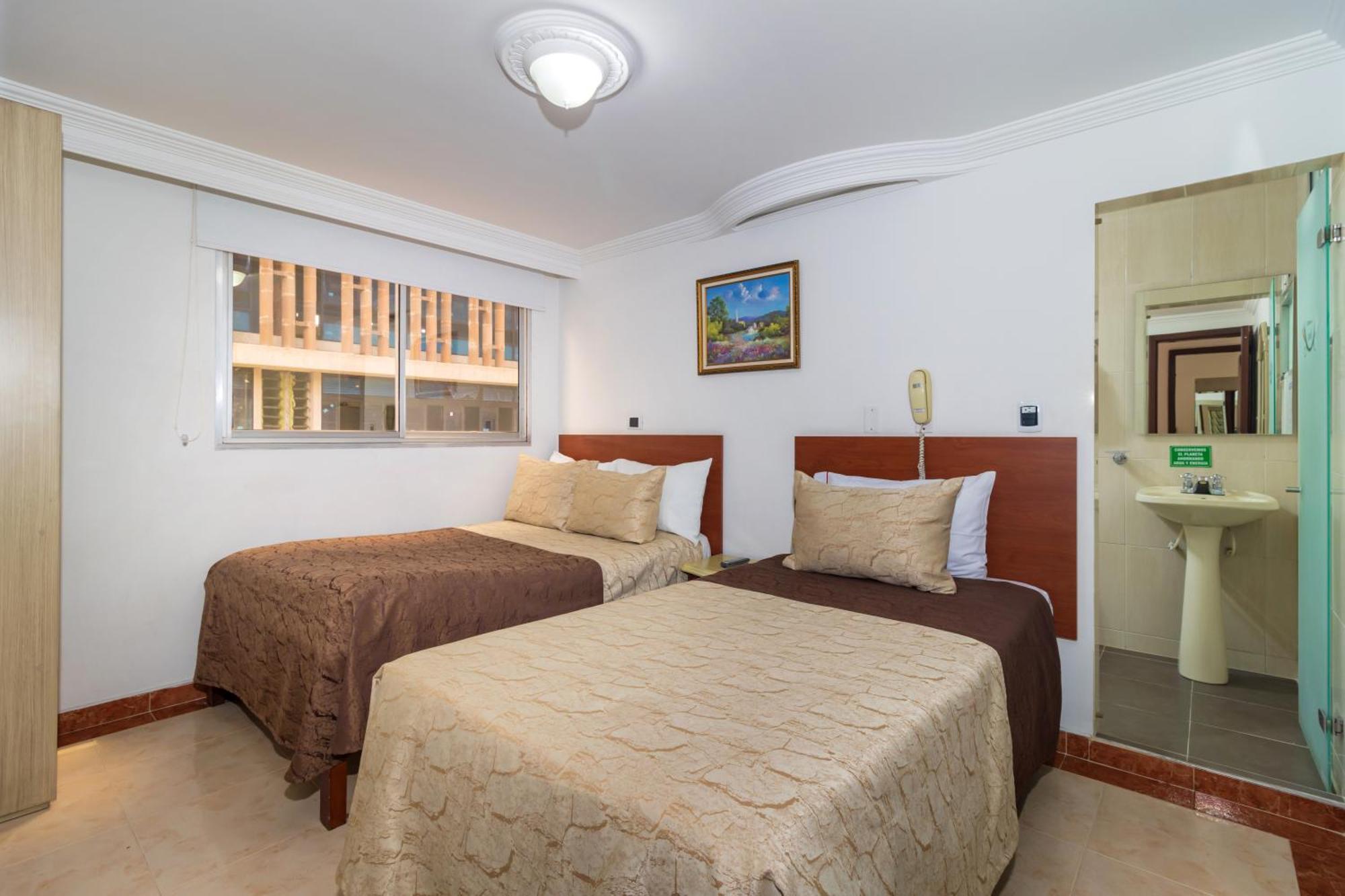 Hotel Zulita Богота Екстериор снимка